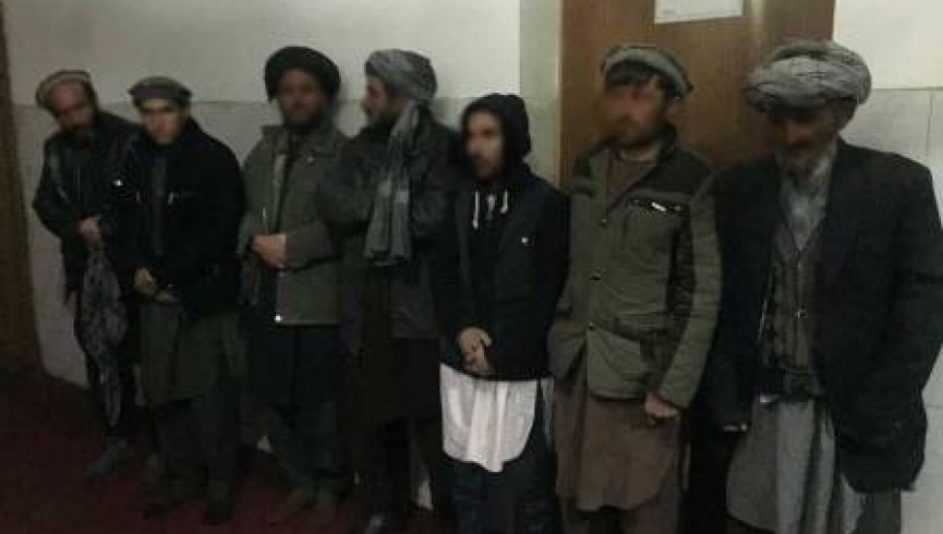 7 نفر به اتهام محکمه صحرایی یک زن در تخار بازداشت شدند