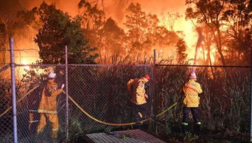 آتش سوزی مهیب طبیعی به جنوب سیدنی نزدیک شد