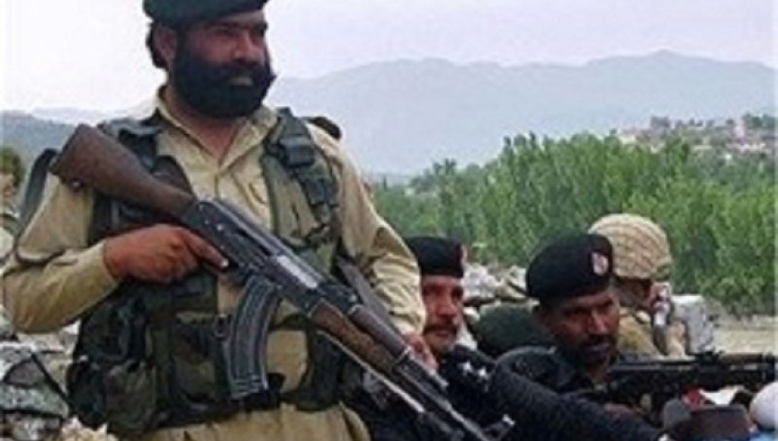 پاسگاه‌های نظامی پاکستان از خاک افغانستان برداشته می‌شود