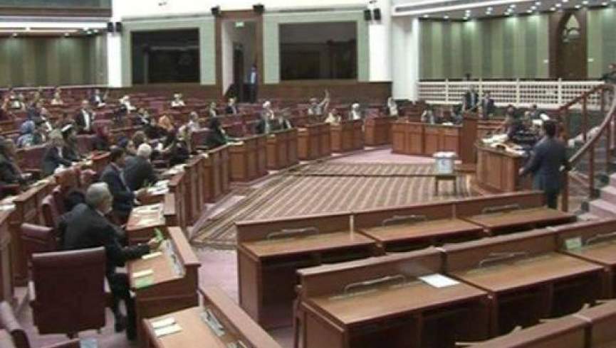 مجلس: حکومت در مورد حملات هوایی بر محلات مسکونی با ناتو صحبت کند