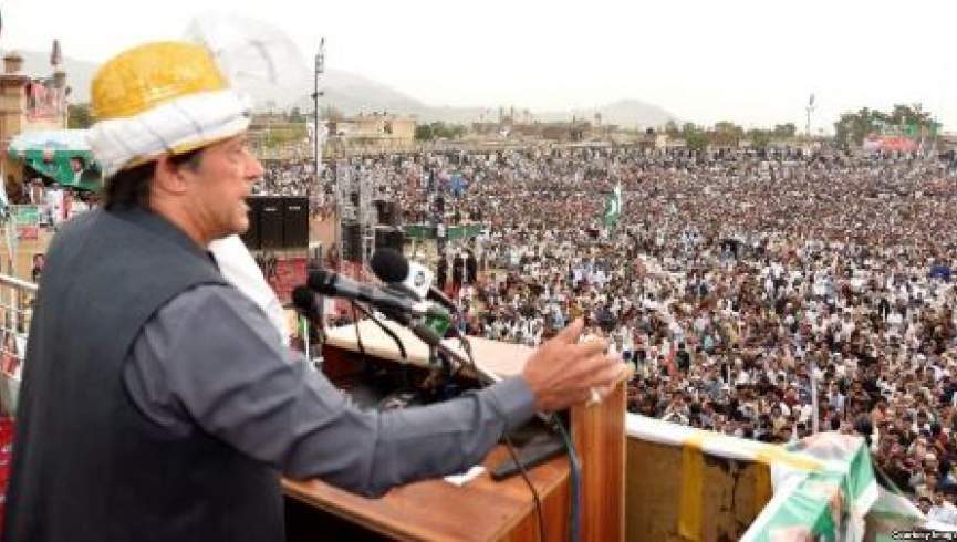 نخست وزیر پاکستان: برای برقراری صلح در افغانستان تنها دعا می‌کنم