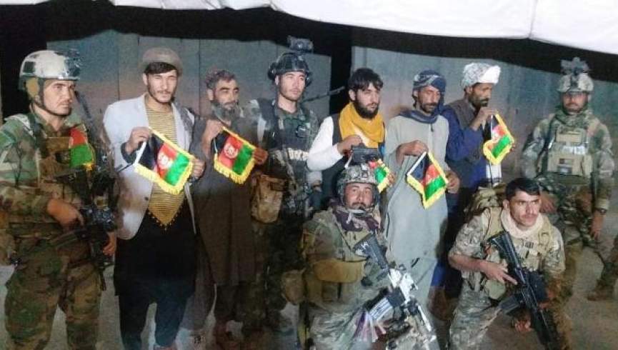 نیروهای امنیتی 6 غیرنظامی را از زندان طالبان در غزنی رها کردند