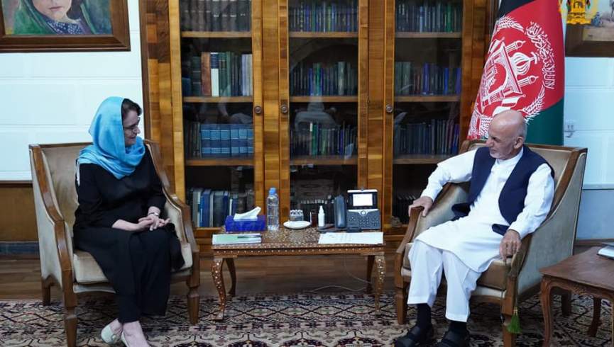 رئیس جمهور غنی با نمایندۀ خاص ملل متحد برای افغانستان دیدار کرد