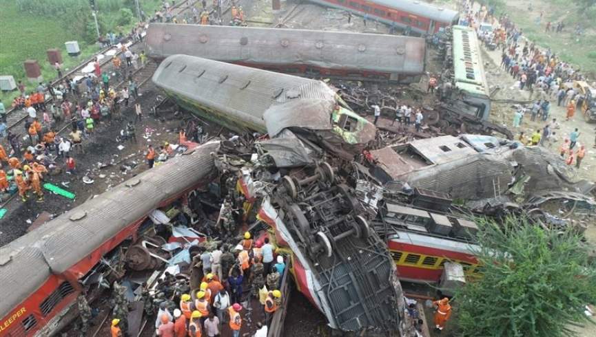 شمار کشته های حادثه قطار در هند به ۲۸۸ نفر رسید