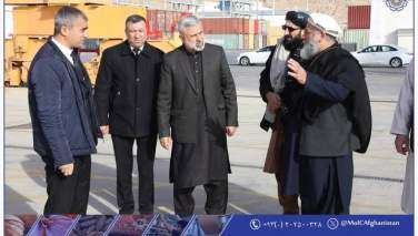 سرپرست وزارت صنعت و تجارت گروه طالبان از بندر ترکمن‌باشی بازدید نمود