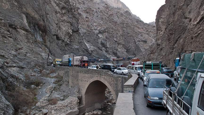 رویداد ترافیکی در شاهراه کابل – جلال آباد؛ 6 تن کشته و زخمی شدند