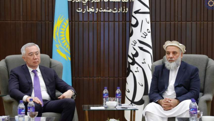 گفتگوی طالبان و قزاقستان درباره اتاق مشترک تجارت، ذخایر گندم و روابط بانکی در کابل