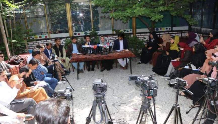 یوناما: محدودیت‌های طالبان و بحران اقتصادی، آزادی رسانه‌ها در افغانستان را به خطر انداخته است