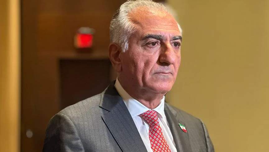 وزیر دفاع پاکستان رضا پهلوی را فاحشه امپریالیست و انگلی لعنتی خواند
