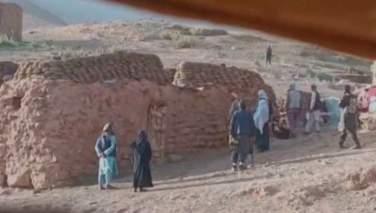 مرسته وکړه، چې کورونه او ملکیتونه مو بېرته تر لاسه کړو