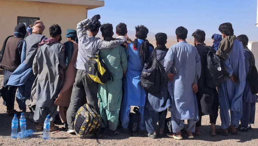 گشت‌های مرزی هرات مانع خروج غیرقانونی ۲۸ نفر شدند